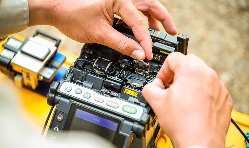 Fiber_splicing Fiber Splicing & Testing